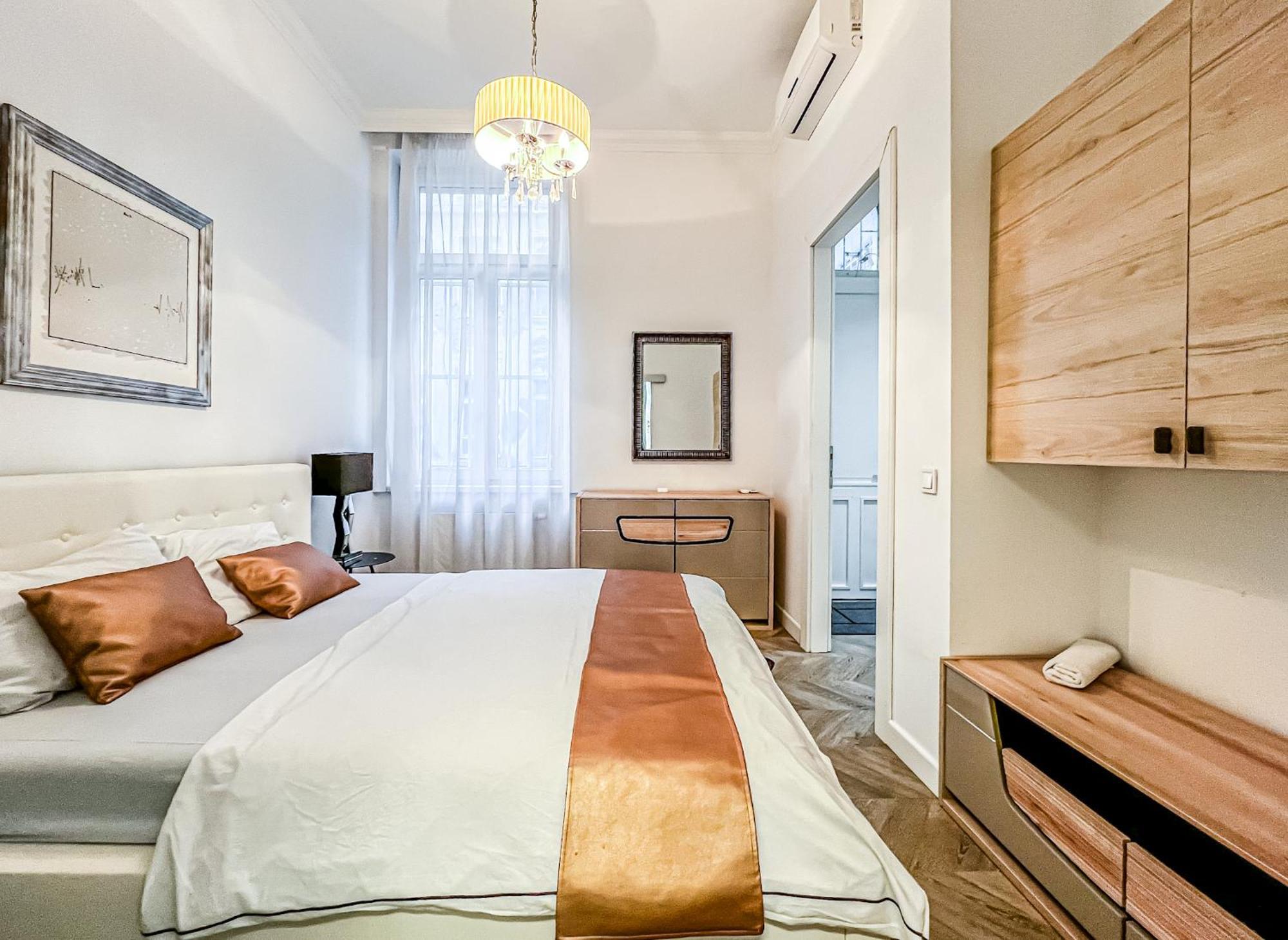 Luxury Downtown Dreams Apartman Budapest Kültér fotó